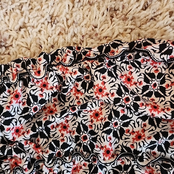 Max Studio XS ruched top - Picture 5 of 11